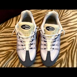 Vintage Air Max’s... 2013